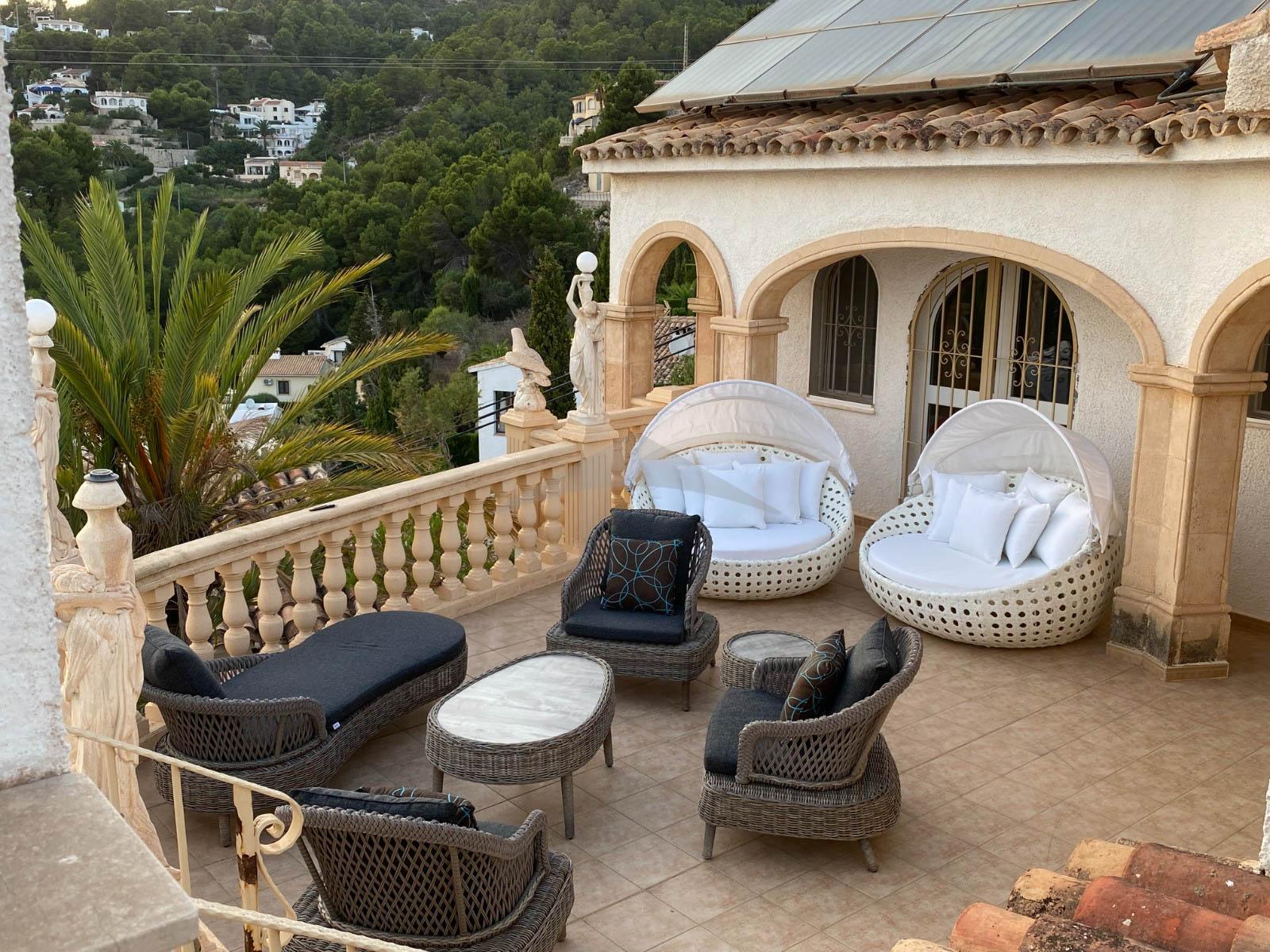 Villa met uitzicht op zee te koop in Benissa Costa